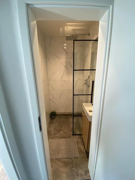 Nisay Home - 3 Room Apartment - A1 Ludwigsburg Bagian luar foto