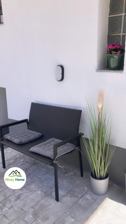 Nisay Home - 3 Room Apartment - A1 Ludwigsburg Bagian luar foto